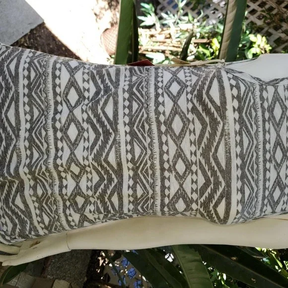 Mossimo Geometric Print Tank Grey 3 for $15* - Picture 2 of 4